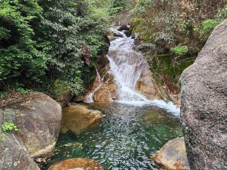众合白杨影视科技:镜头切换与场景过渡:流畅讲述故事的关键